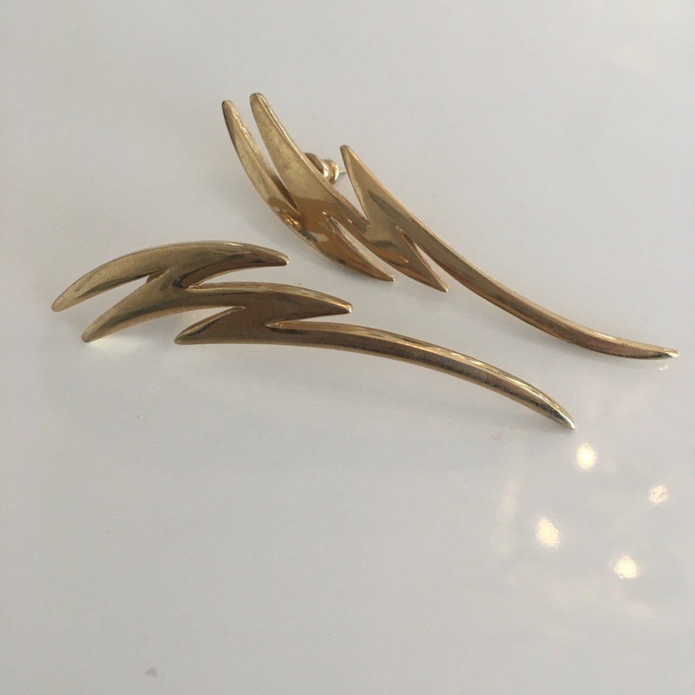 GIVENCHY Goldtone Earrings. GORGEOUS - Picture 3 of 8